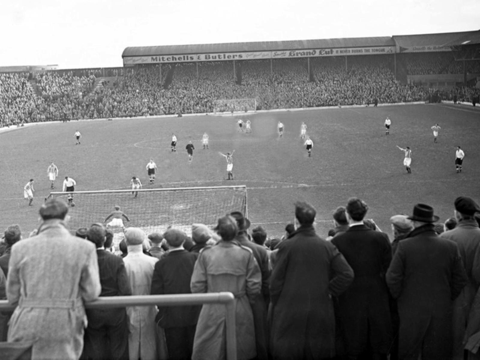 📸 Travel through time at The Hawthorns West Bromwich Albion